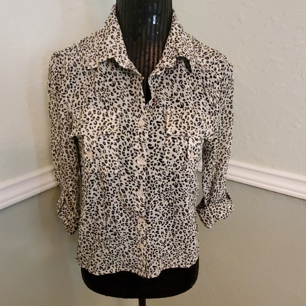 NWT PASSPORT Leopard print top